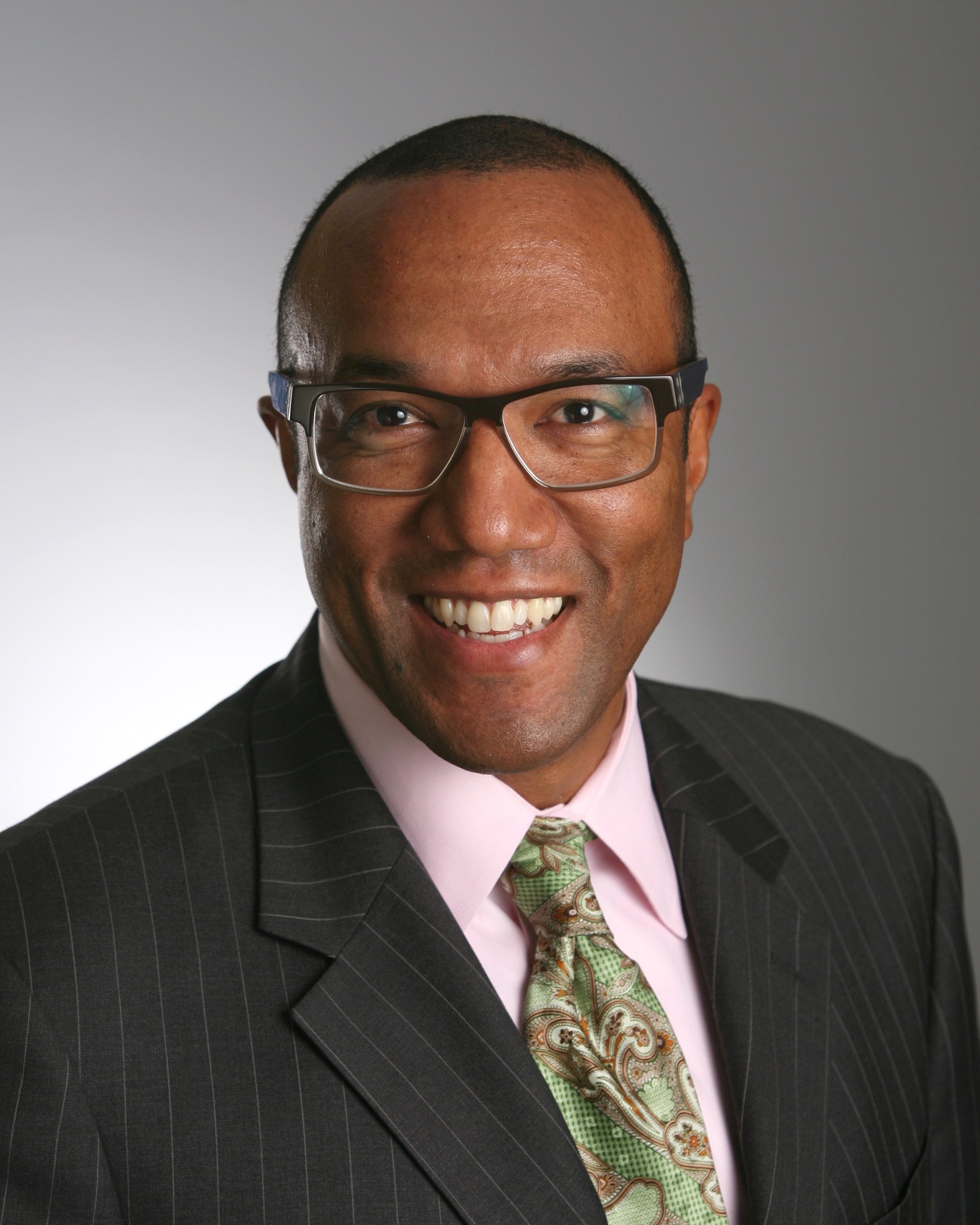 STephen Headshot Foundation.JPG